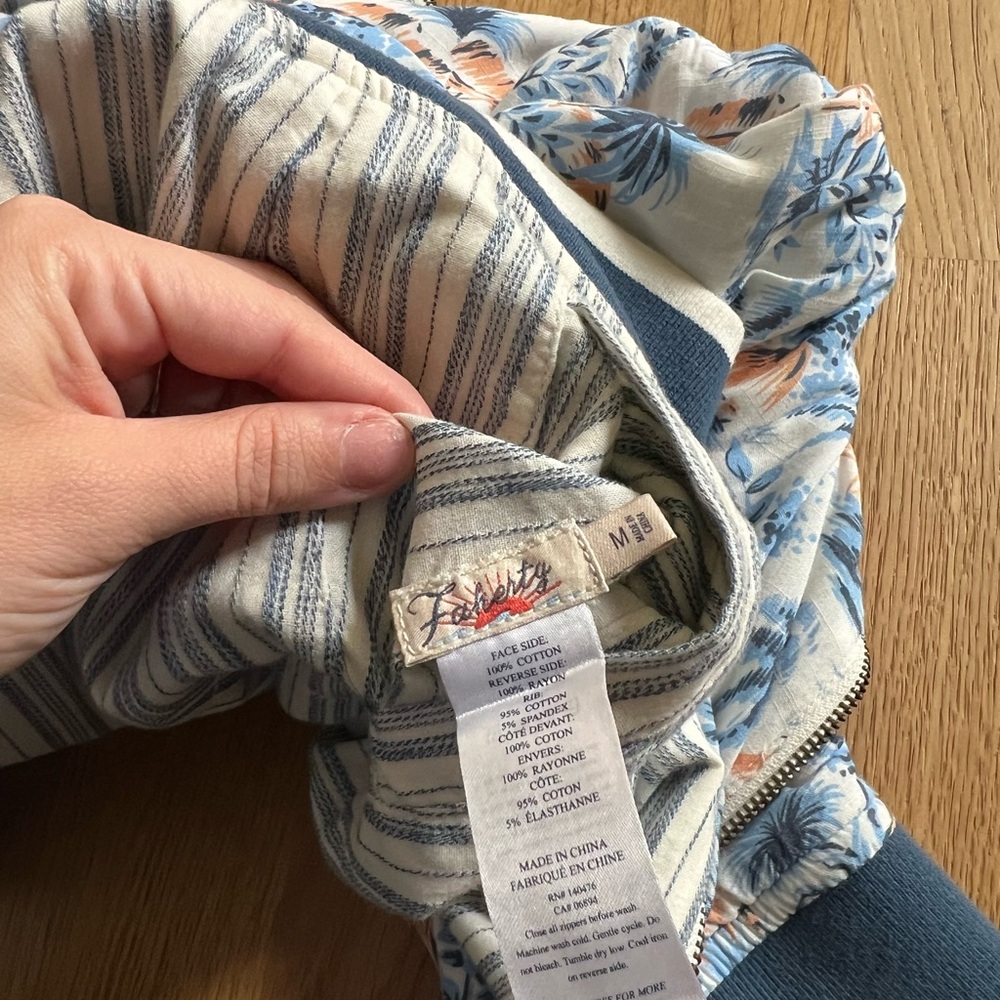 Faherty Reversable Bomber Jacket - Size Medium *G… - image 4